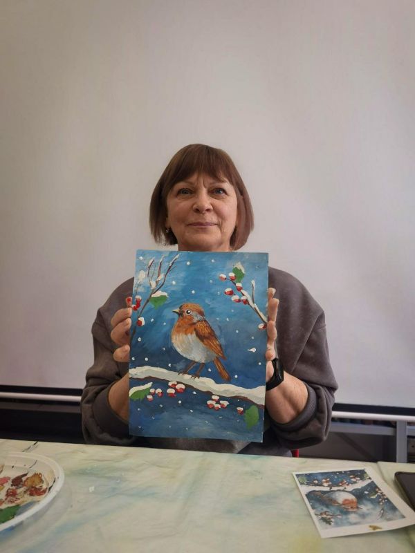Арт-терапия в Свердловске — одно из направлений проекта «Активное долголетие в ЛНР. Продолжение» Арт-терапия в Свердловске — одно из направлений проекта «Активное долголетие в ЛНР. Продолжение»