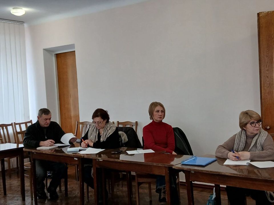 В Администрации городского округа муниципальное образование городской округ город Кировск ЛНР состоялось рабочее совещание, посвящённое развитию территориального общественного самоуправления (ТОС) В Администрации городского округа муниципальное образование городской округ город Кировск ЛНР состоялось рабочее совещание, посвящённое развитию территориального общественного самоуправления (ТОС)