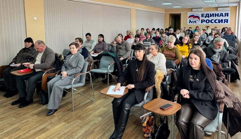 30 января состоялось совещание работников культуры на котором присутствовали руководители клубных учреждений, музея, библиотек, школ дополнительного образования, заведующие филиалов, руководители коллективов художественной... 30 января состоялось совещание работников культуры на котором присутствовали руководители клубных учреждений, музея, библиотек, школ дополнительного образования, заведующие филиалов, руководители коллективов художественной...