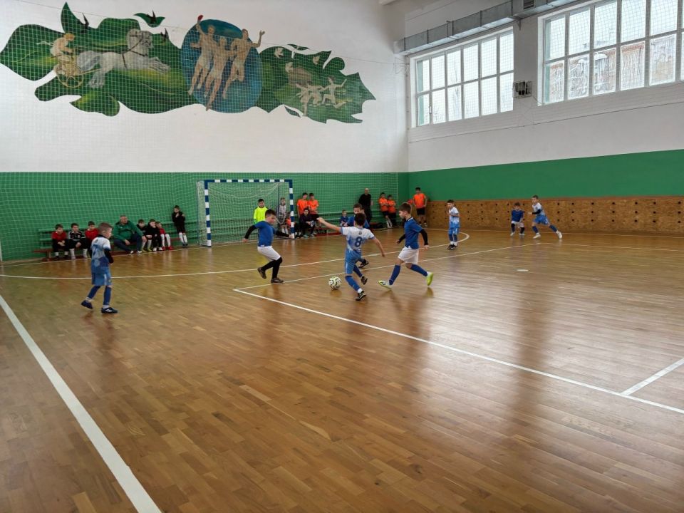 Команды Лутугинской средней школы продемонстрировали превосходные результаты в Первенстве по мини-футболу Команды Лутугинской средней школы продемонстрировали превосходные результаты в Первенстве по мини-футболу