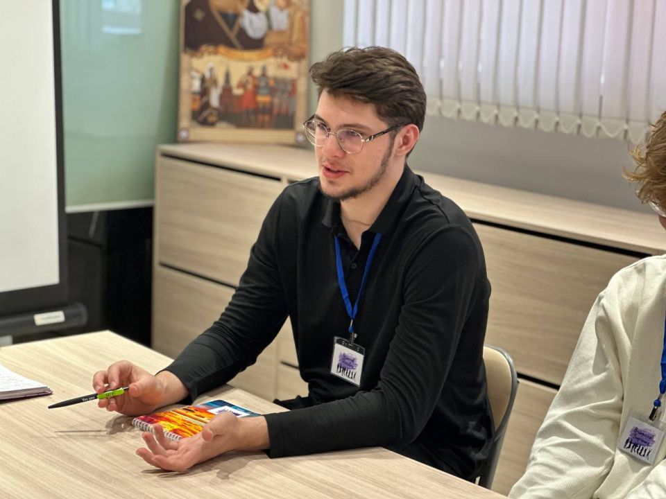 В Перевальске дан старт работе Молодежного совета В Перевальске дан старт работе Молодежного совета