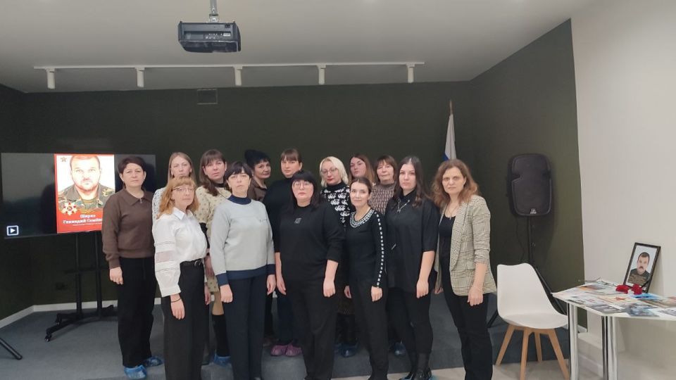 В Перевальске почтили память героя ополчения Геннадия Ширко В Перевальске почтили память героя ополчения Геннадия Ширко