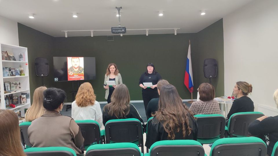 В Перевальске почтили память героя ополчения Геннадия Ширко В Перевальске почтили память героя ополчения Геннадия Ширко