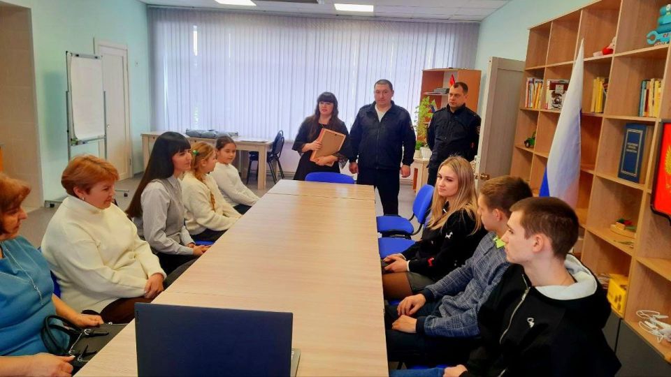 С целью формирования и закрепления у детей знаний о правилах дорожного движения, повышения уровня поведенческой культуры участников дорожного движения, прошёл I муниципальный этап конкурса социальных видеороликов по... С целью формирования и закрепления у детей знаний о правилах дорожного движения, повышения уровня поведенческой культуры участников дорожного движения, прошёл I муниципальный этап конкурса социальных видеороликов по...