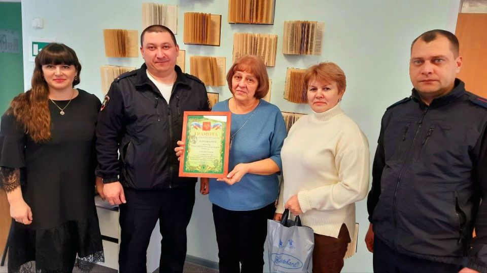 С целью формирования и закрепления у детей знаний о правилах дорожного движения, повышения уровня поведенческой культуры участников дорожного движения, прошёл I муниципальный этап конкурса социальных видеороликов по... С целью формирования и закрепления у детей знаний о правилах дорожного движения, повышения уровня поведенческой культуры участников дорожного движения, прошёл I муниципальный этап конкурса социальных видеороликов по...