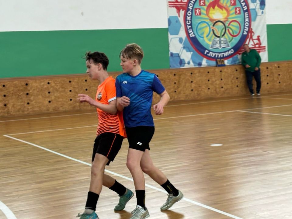 Команды Лутугинской средней школы продемонстрировали превосходные результаты в Первенстве по мини-футболу Команды Лутугинской средней школы продемонстрировали превосходные результаты в Первенстве по мини-футболу