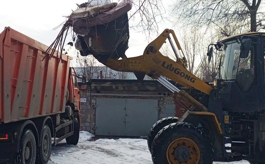 Коммунальными службами проведены работы на территории города Коммунальными службами проведены работы на территории города