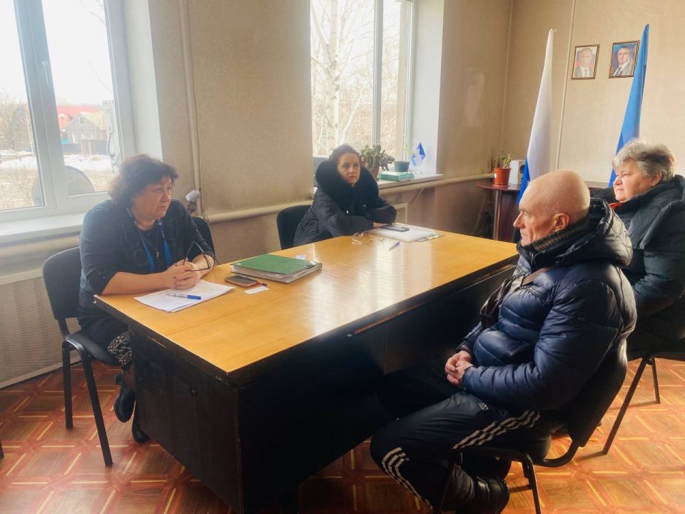 В поселке Белое прошел выездной прием для ветеранов боевых действий В поселке Белое прошел выездной прием для ветеранов боевых действий