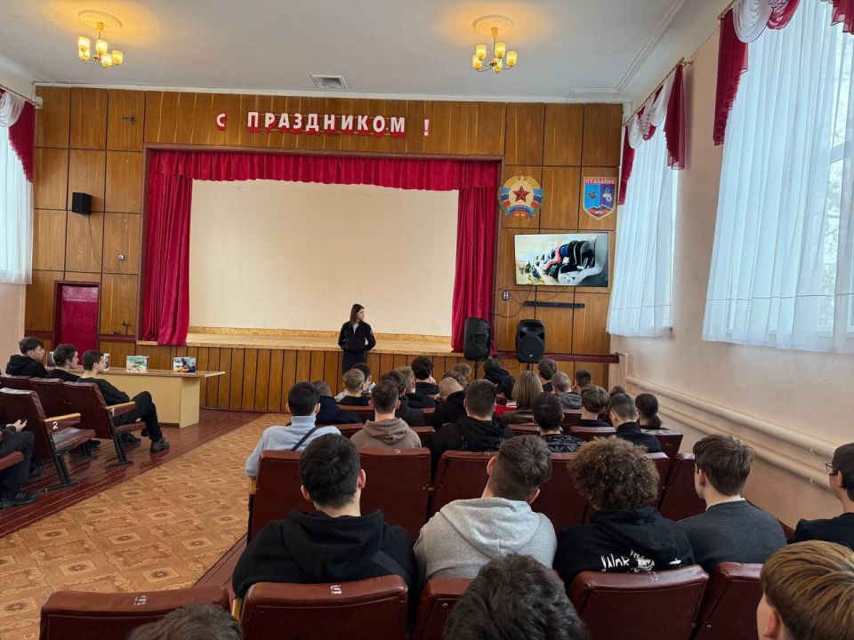 В Стаханове усиливают профилактику ДТП среди молодежи В Стаханове усиливают профилактику ДТП среди молодежи