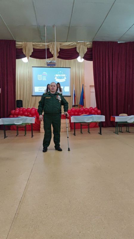 В поселке Краснодон состоялось открытие "Парт Героев" В поселке Краснодон состоялось открытие "Парт Героев"