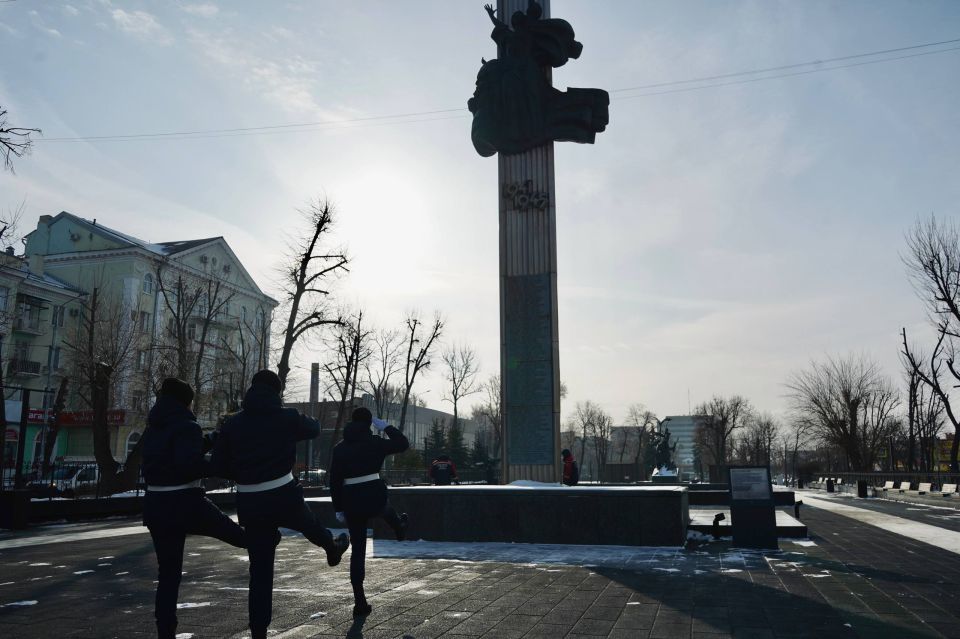 Добровольцы ЛугРО ВСКС почтили память героев-молодогвардейцев Добровольцы ЛугРО ВСКС почтили память героев-молодогвардейцев