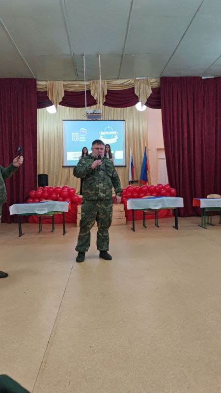 В поселке Краснодон состоялось открытие "Парт Героев" В поселке Краснодон состоялось открытие "Парт Героев"