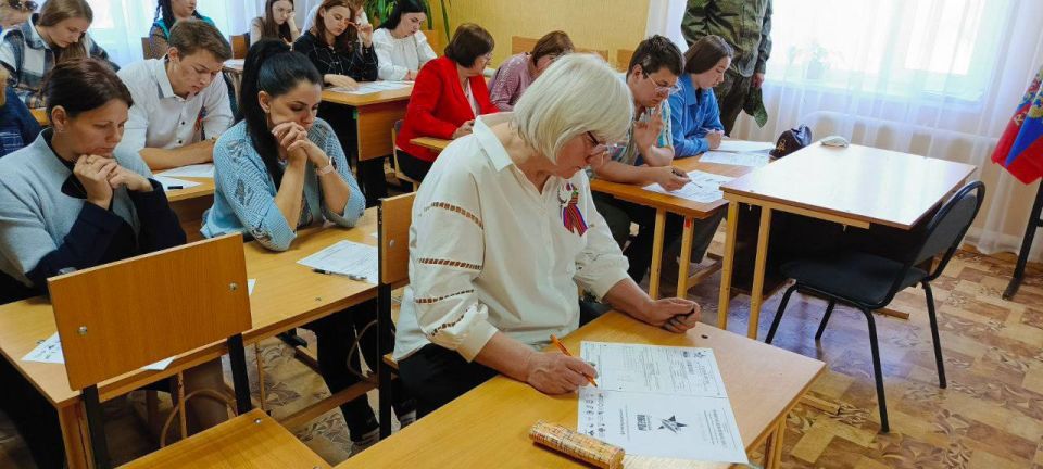 Светлана Гизай: Знать, чтобы помнить!. «Единая Россия» начинает подготовку к одной из ключевых ежегодных акций – «Диктант Победы» Светлана Гизай: Знать, чтобы помнить!. «Единая Россия» начинает подготовку к одной из ключевых ежегодных акций – «Диктант Победы»