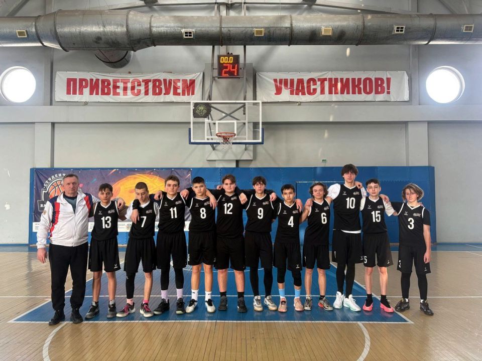 Воспитанники Перевальской спортшколы с захватывающих игр начали участие в Открытом Первенстве ДНР по баскетболу Воспитанники Перевальской спортшколы с захватывающих игр начали участие в Открытом Первенстве ДНР по баскетболу