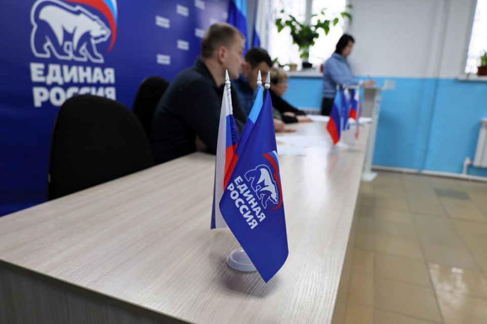 Евгений Шаталин: Принял участие в заседании Местного политического совета Рубежанского местного отделения Всероссийской политической партии «Единая Россия» Евгений Шаталин: Принял участие в заседании Местного политического совета Рубежанского местного отделения Всероссийской политической партии «Единая Россия»