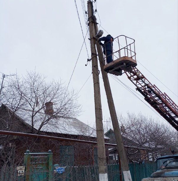Коммунальными службами проведены работы на территории города Коммунальными службами проведены работы на территории города
