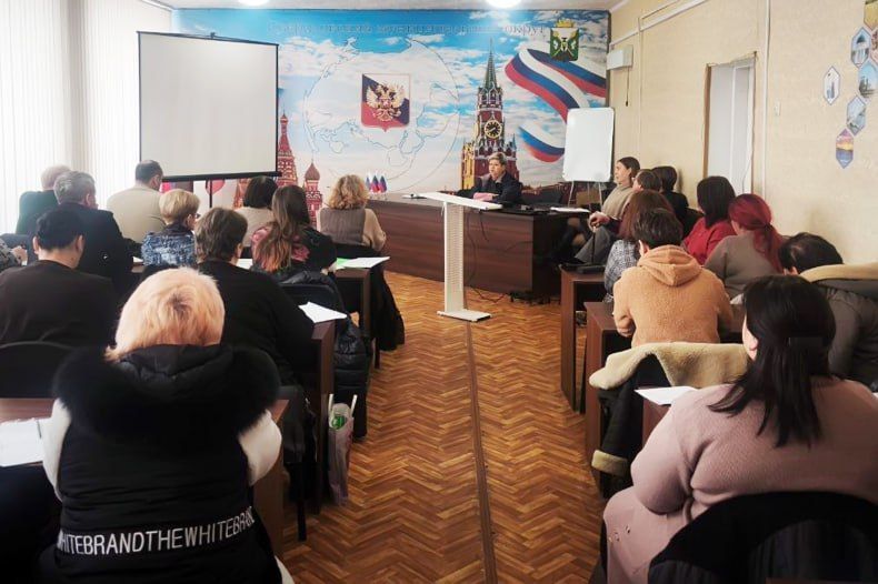 Состоялось совещание руководителей образовательных организаций Свердловского муниципального округа Состоялось совещание руководителей образовательных организаций Свердловского муниципального округа