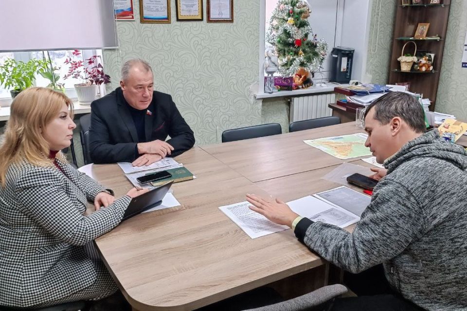 Работа депутатов в муниципальных округах ЛНР Работа депутатов в муниципальных округах ЛНР