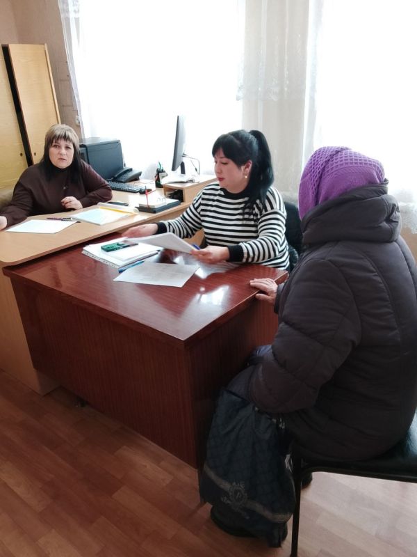В отделе жизнеобеспечения села Благовка Администрации городского округа город Ровеньки состоялся приём членов семей погибших СВО В отделе жизнеобеспечения села Благовка Администрации городского округа город Ровеньки состоялся приём членов семей погибших СВО