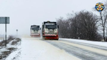 Глава Минтранса ЛНР: Со вчерашнего вечера проводим обработку дорожного покрытия на всех направлениях республики