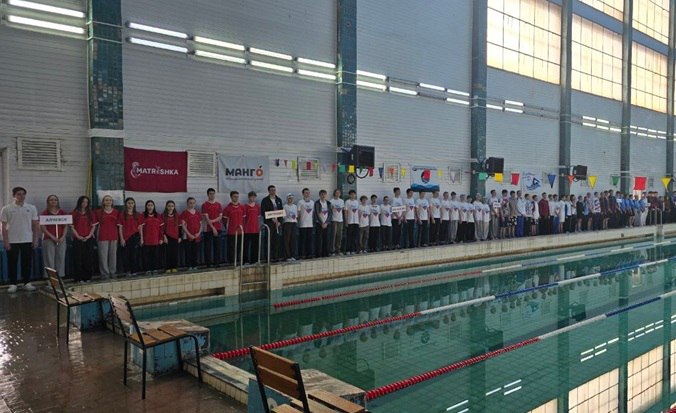 Пловцы Краснодонщины выступили на состязаниях в городе Луганске