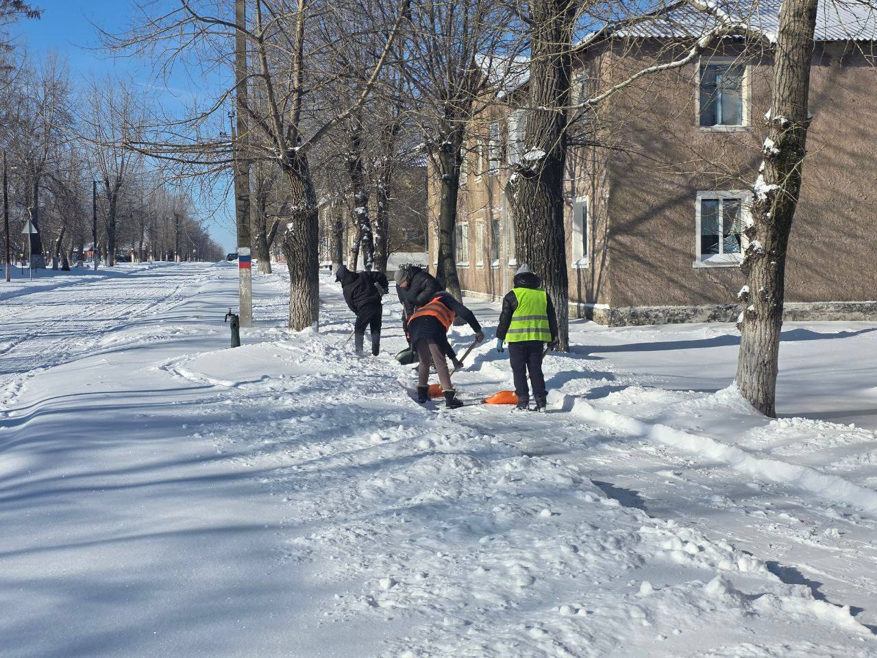 Андрей Рубанцов: МУП «ЖЭК» ведёт активную работу по ликвидации ночного снегопада Андрей Рубанцов: МУП «ЖЭК» ведёт активную работу по ликвидации ночного снегопада