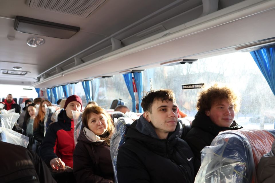 Сегодня в Театре эстрадной музыки и песни г. Луганска — значимое событие Сегодня в Театре эстрадной музыки и песни г. Луганска — значимое событие