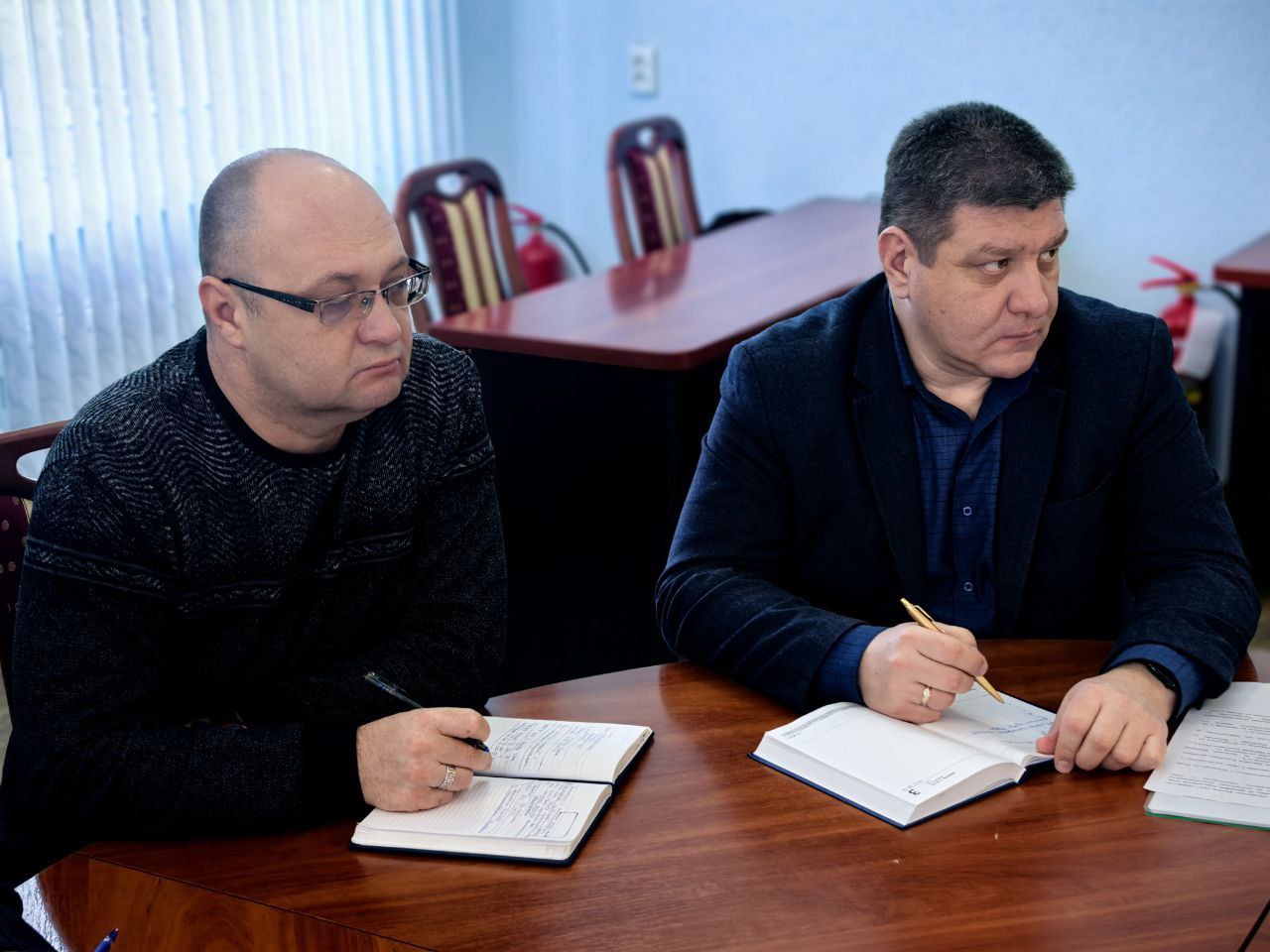 Сергей Козенко: Сегодня провел аппаратное совещание с участием руководителей структурных подразделений Администрации Краснодонского муниципального округа, учреждений образования и здравоохранения, а также ресурсоснабжающих... Сергей Козенко: Сегодня провел аппаратное совещание с участием руководителей структурных подразделений Администрации Краснодонского муниципального округа, учреждений образования и здравоохранения, а также ресурсоснабжающих...