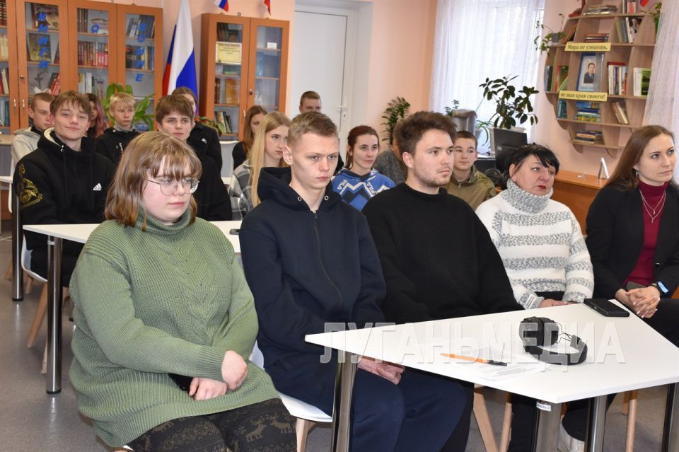 В Центральной библиотечной системе Первомайска прошло мероприятие к Всемирному дню борьбы с ненормативной лексикой В Центральной библиотечной системе Первомайска прошло мероприятие к Всемирному дню борьбы с ненормативной лексикой
