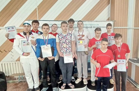 Пловцы Краснодонщины выступили на состязаниях в городе Луганске Пловцы Краснодонщины выступили на состязаниях в городе Луганске