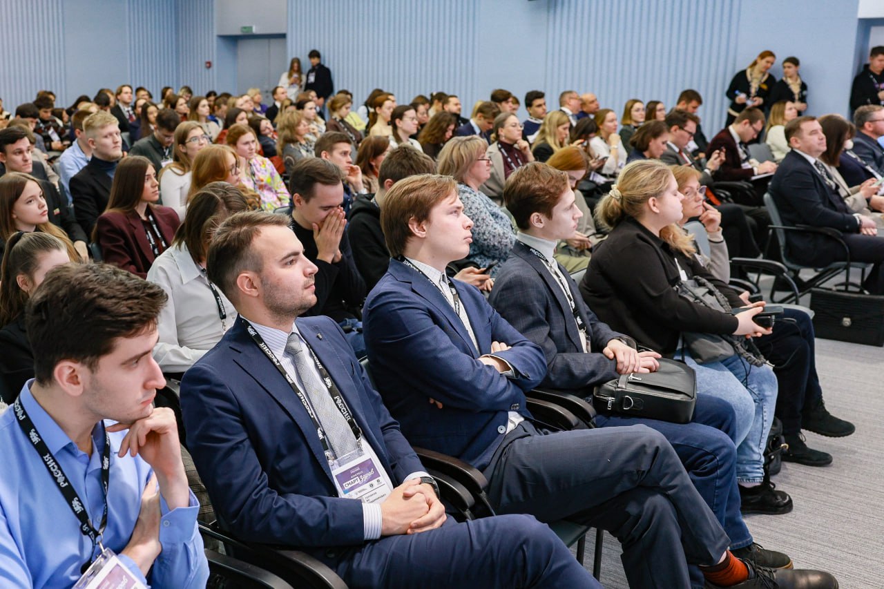 Дарья Лантратова: Конгресс «Смартздрав», который сегодня прошел в Национальном центре «Россия» под руководством Инны Юрьевны Святенко, стал первой площадкой в стране, где искусство и наука объединились для укрепления... Дарья Лантратова: Конгресс «Смартздрав», который сегодня прошел в Национальном центре «Россия» под руководством Инны Юрьевны Святенко, стал первой площадкой в стране, где искусство и наука объединились для укрепления...