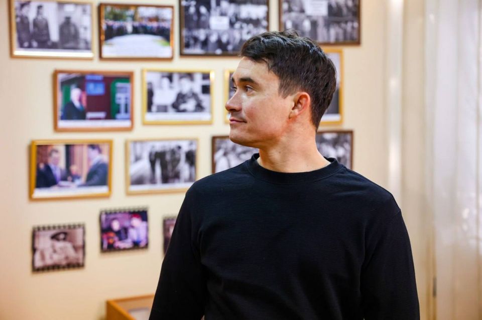 Врио руководителя регионального МВД Максим Невретдинов отметил Александра Реку благодарственным письмом за помощь в задержании курьера мошенников Врио руководителя регионального МВД Максим Невретдинов отметил Александра Реку благодарственным письмом за помощь в задержании курьера мошенников