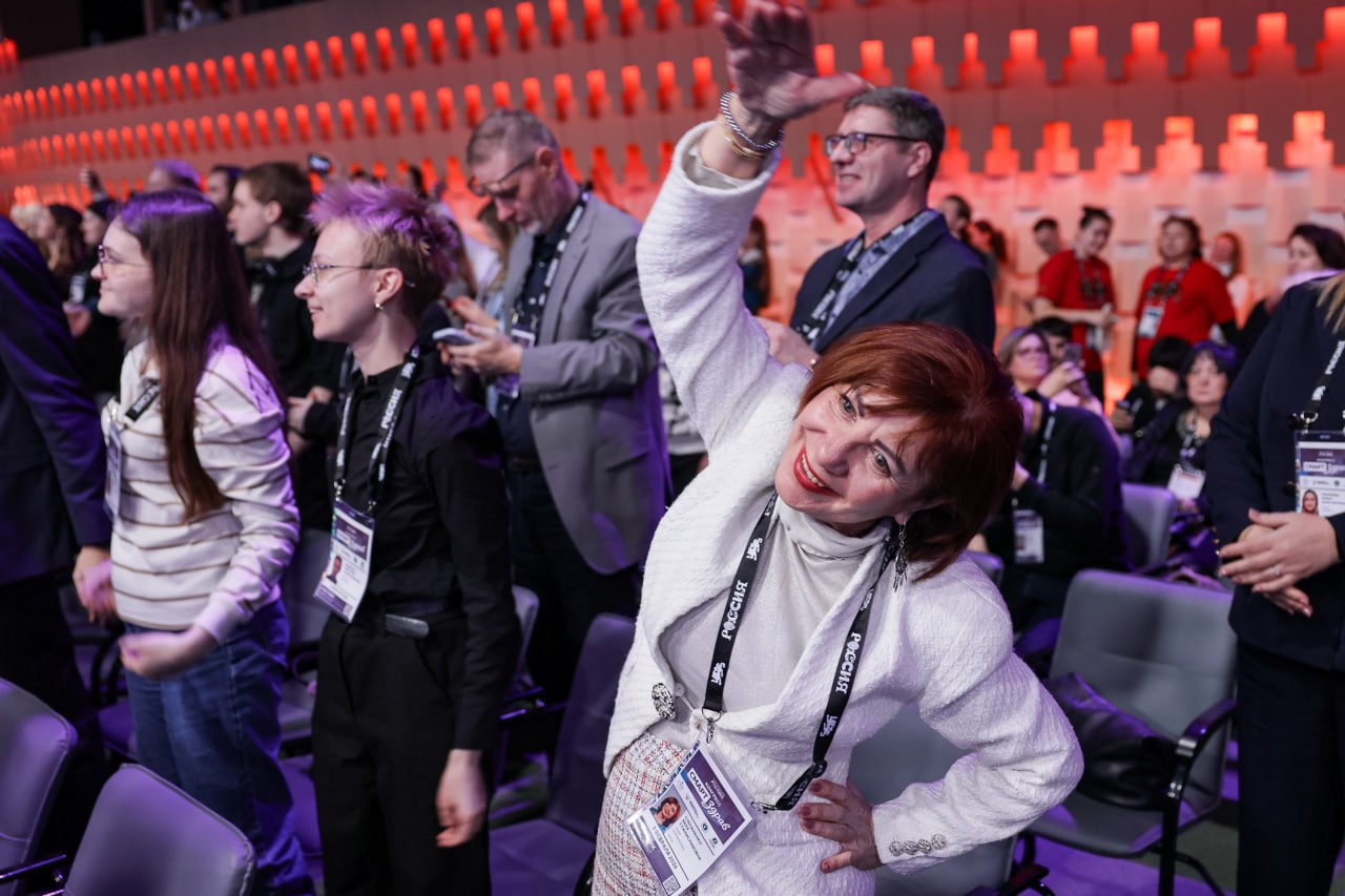 Дарья Лантратова: Конгресс «Смартздрав», который сегодня прошел в Национальном центре «Россия» под руководством Инны Юрьевны Святенко, стал первой площадкой в стране, где искусство и наука объединились для укрепления... Дарья Лантратова: Конгресс «Смартздрав», который сегодня прошел в Национальном центре «Россия» под руководством Инны Юрьевны Святенко, стал первой площадкой в стране, где искусство и наука объединились для укрепления...