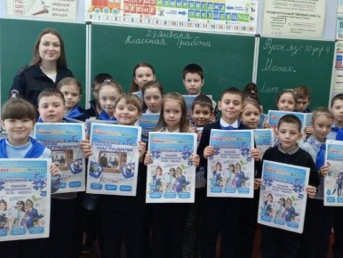 Сотрудники региональной Госавтоинспекции продолжают работу, направленную на обеспечение безопасности самых юных участников дорожного движения!