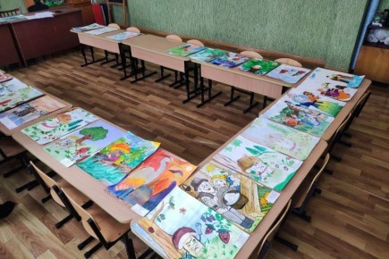 В ЧЦДЮТ подвели итоги муниципального этапа конкурса детских рисунков «Иллюстрации сказок Владимира Даля»