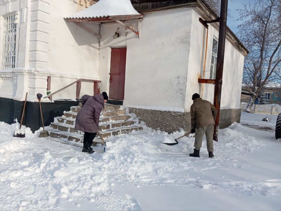 Андрей Рубанцов: В городском округе город Ровеньки продолжают ликвидировать последствия обильного снегопада Андрей Рубанцов: В городском округе город Ровеньки продолжают ликвидировать последствия обильного снегопада