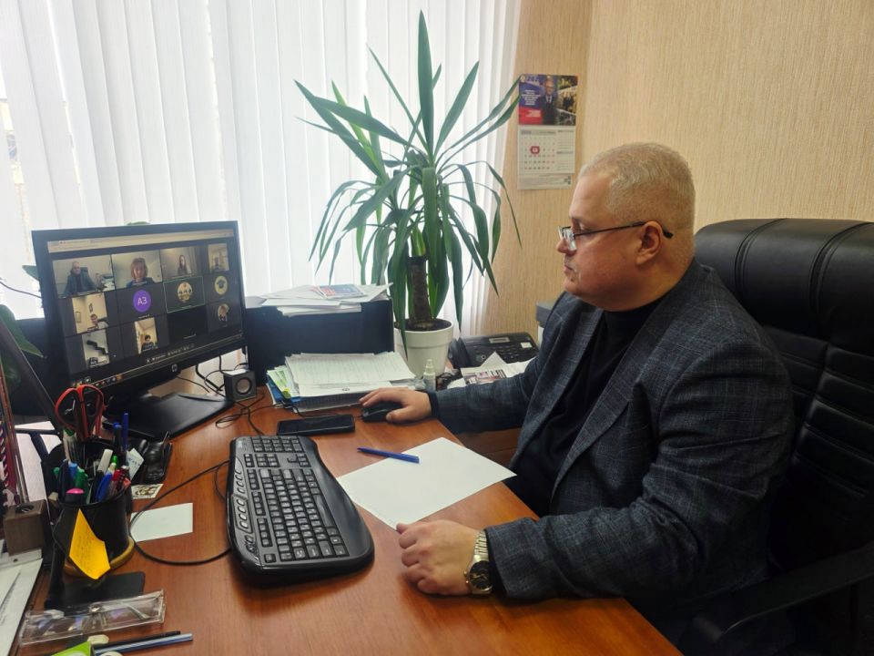 Константин Бутримов: Сегодня принял участие в практическом занятии в рамках курса «Управление политическими проектами» – разбирали тему продвижения региональной команды проекта «Выбирай своё» в соцсетях