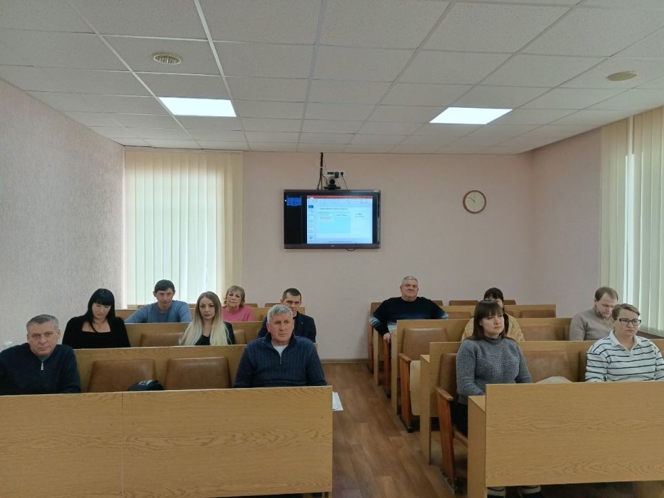 Глава Администрации городского округа город Ровеньки Андрей Рубанцов провел заседание комиссии по предупреждению и ликвидации чрезвычайных ситуаций и обеспечению пожарной безопасности, подтопления пгт Глава Администрации городского округа город Ровеньки Андрей Рубанцов провел заседание комиссии по предупреждению и ликвидации чрезвычайных ситуаций и обеспечению пожарной безопасности, подтопления пгт