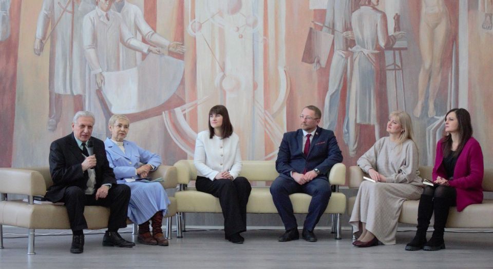 Сила единства: вместе в будущее Сила единства: вместе в будущее