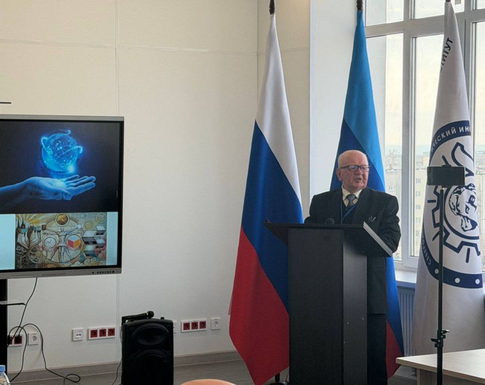 Яна Сылкина: Сегодня в преддверии Дня российской науки состоялось знаковое событие для научного сообщества Северодонецка Яна Сылкина: Сегодня в преддверии Дня российской науки состоялось знаковое событие для научного сообщества Северодонецка