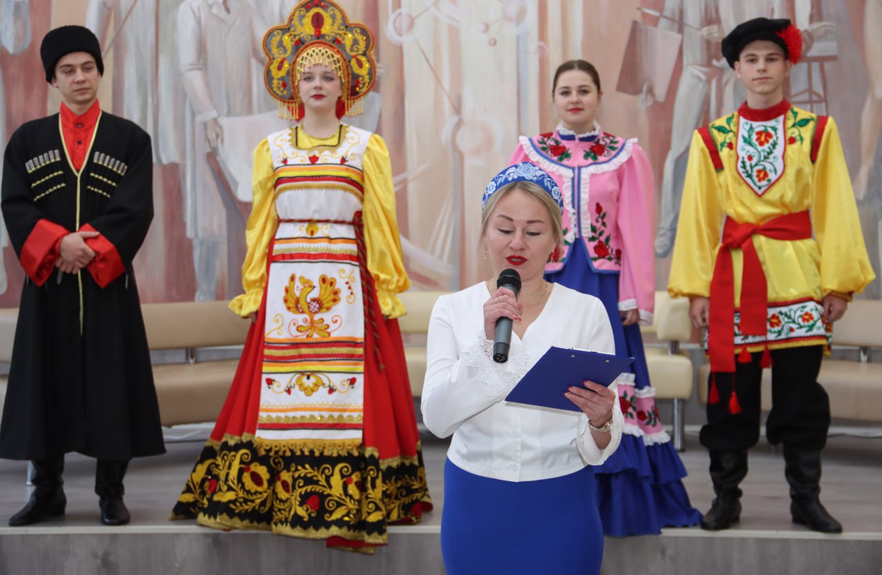 В луганской Горьковке состоялась панельная дискуссия, посвященная Году единства народов России В луганской Горьковке состоялась панельная дискуссия, посвященная Году единства народов России