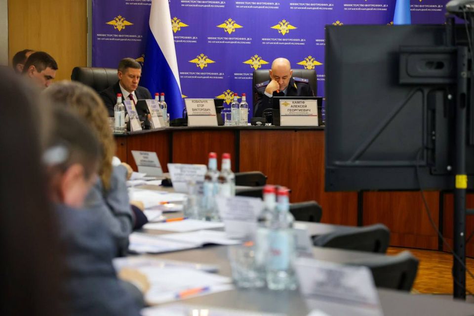 В МВД России подвели итоги межведомственного взаимодействия по вопросам обеспечения безопасности дорожного движения за 2025 год В МВД России подвели итоги межведомственного взаимодействия по вопросам обеспечения безопасности дорожного движения за 2025 год