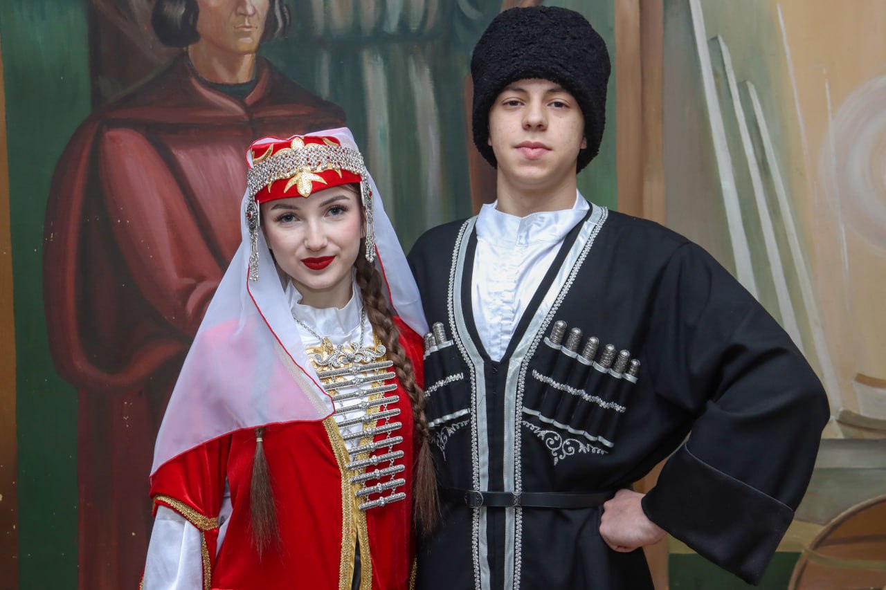 В луганской Горьковке состоялась панельная дискуссия, посвященная Году единства народов России В луганской Горьковке состоялась панельная дискуссия, посвященная Году единства народов России