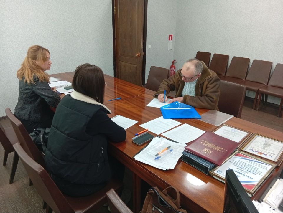 В населенных пунктах Краснодонского муниципального округа проходят выездные приемы для ветеранов боевых действий В населенных пунктах Краснодонского муниципального округа проходят выездные приемы для ветеранов боевых действий