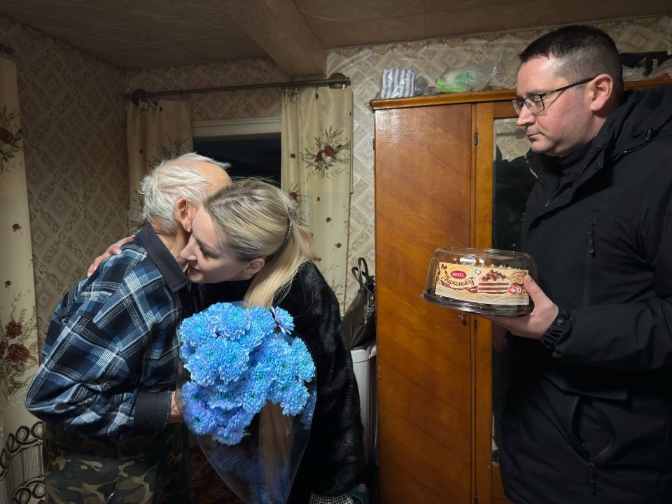 Житель Марковки получил персональное поздравление от Президента Российской Федерации Житель Марковки получил персональное поздравление от Президента Российской Федерации