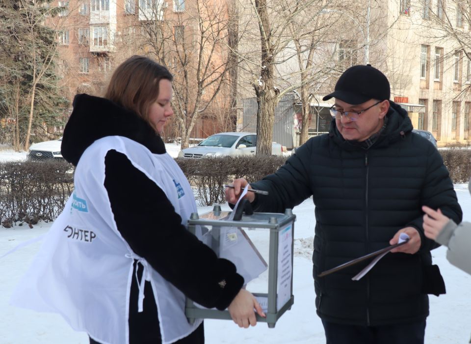 В Алчевске продолжается голосование по выбору объекта для участия во Всероссийском конкурсе лучших проектов создания комфортной городской среды В Алчевске продолжается голосование по выбору объекта для участия во Всероссийском конкурсе лучших проектов создания комфортной городской среды