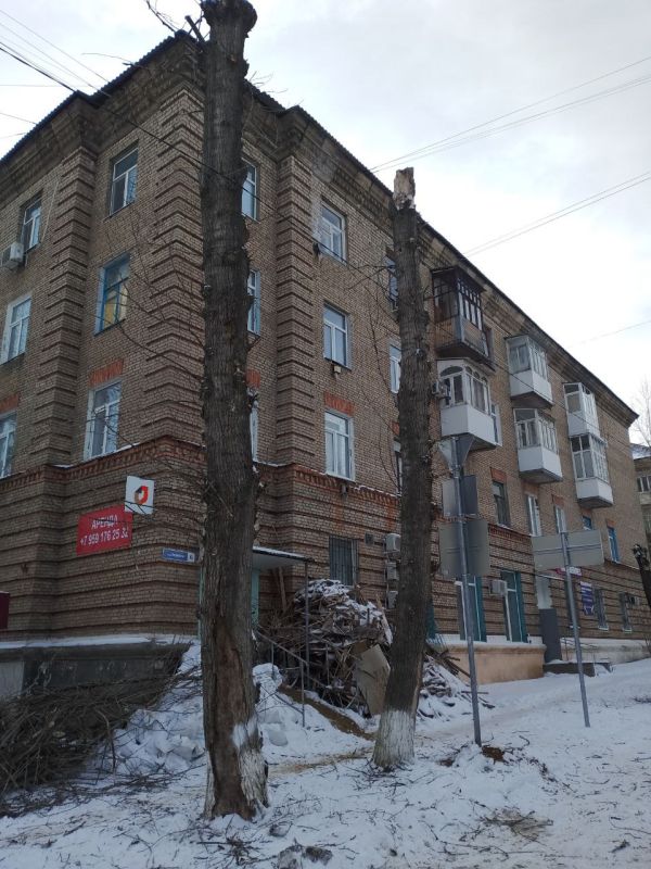 Еще одна аварийная бригада, но только шефа-региона Курганской области, АО СУЭНКО «Западные электрические сети», работает на Краснодонщине в рамках подписанного Соглашения о сотрудничестве между территориями Еще одна аварийная бригада, но только шефа-региона Курганской области, АО СУЭНКО «Западные электрические сети», работает на Краснодонщине в рамках подписанного Соглашения о сотрудничестве между территориями