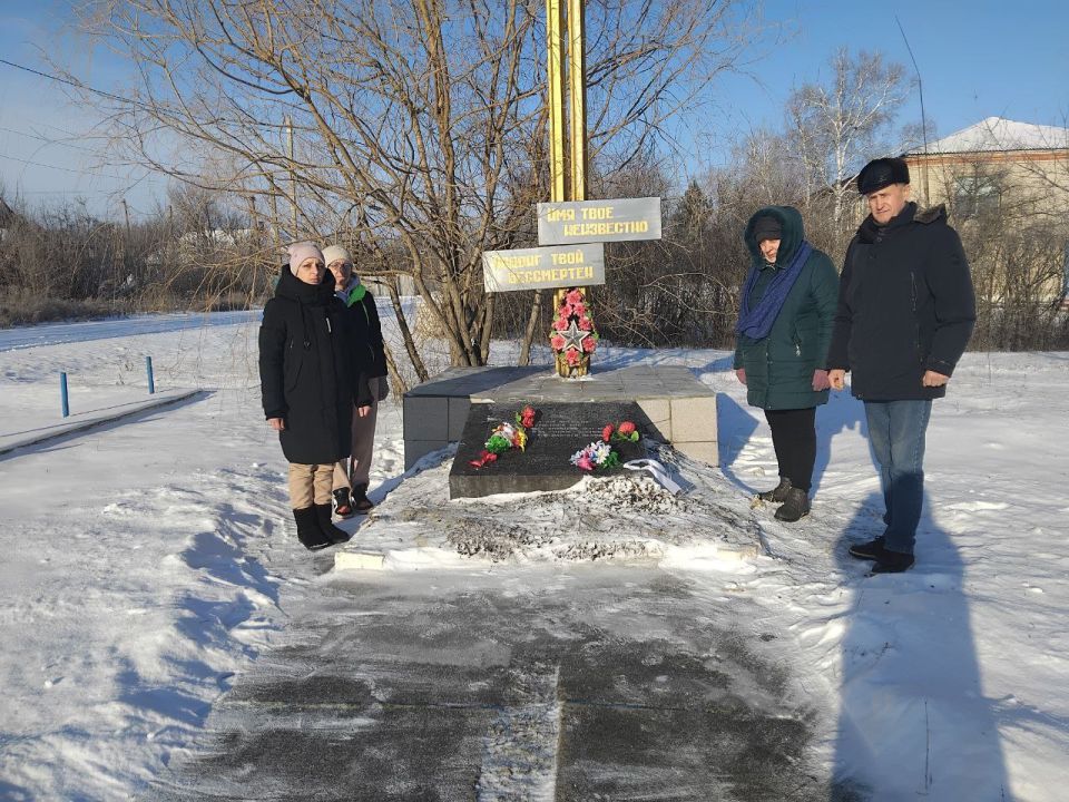 Красноталовский отдел жизнеобеспечения населенных пунктов ежедневно (кроме выходных) проводит личный прием граждан по интересующим вопросам Красноталовский отдел жизнеобеспечения населенных пунктов ежедневно (кроме выходных) проводит личный прием граждан по интересующим вопросам
