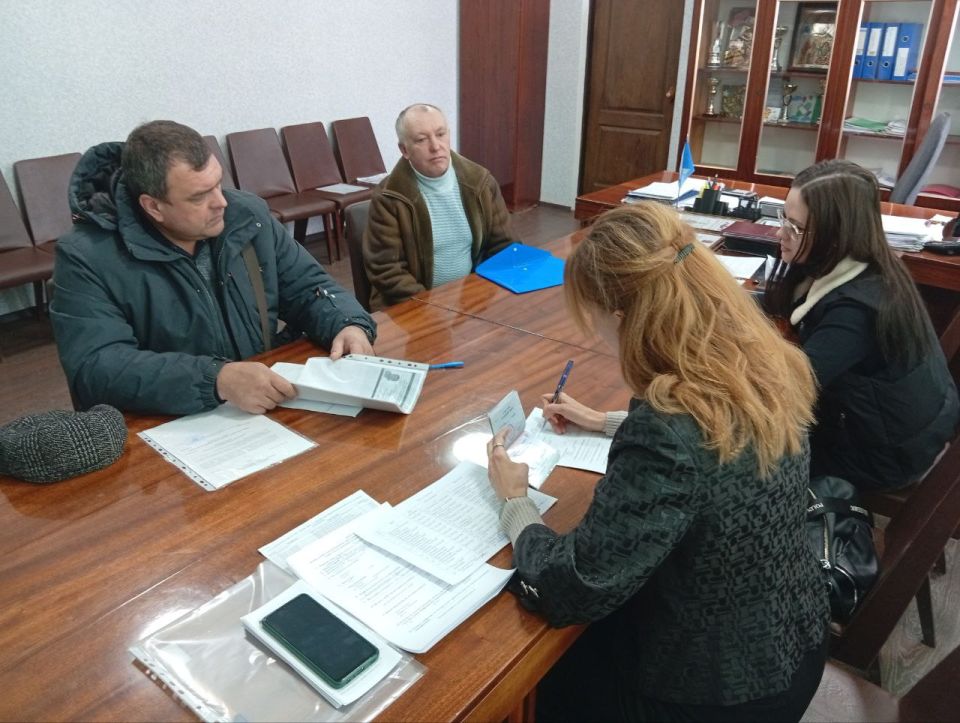 В населенных пунктах Краснодонского муниципального округа проходят выездные приемы для ветеранов боевых действий В населенных пунктах Краснодонского муниципального округа проходят выездные приемы для ветеранов боевых действий