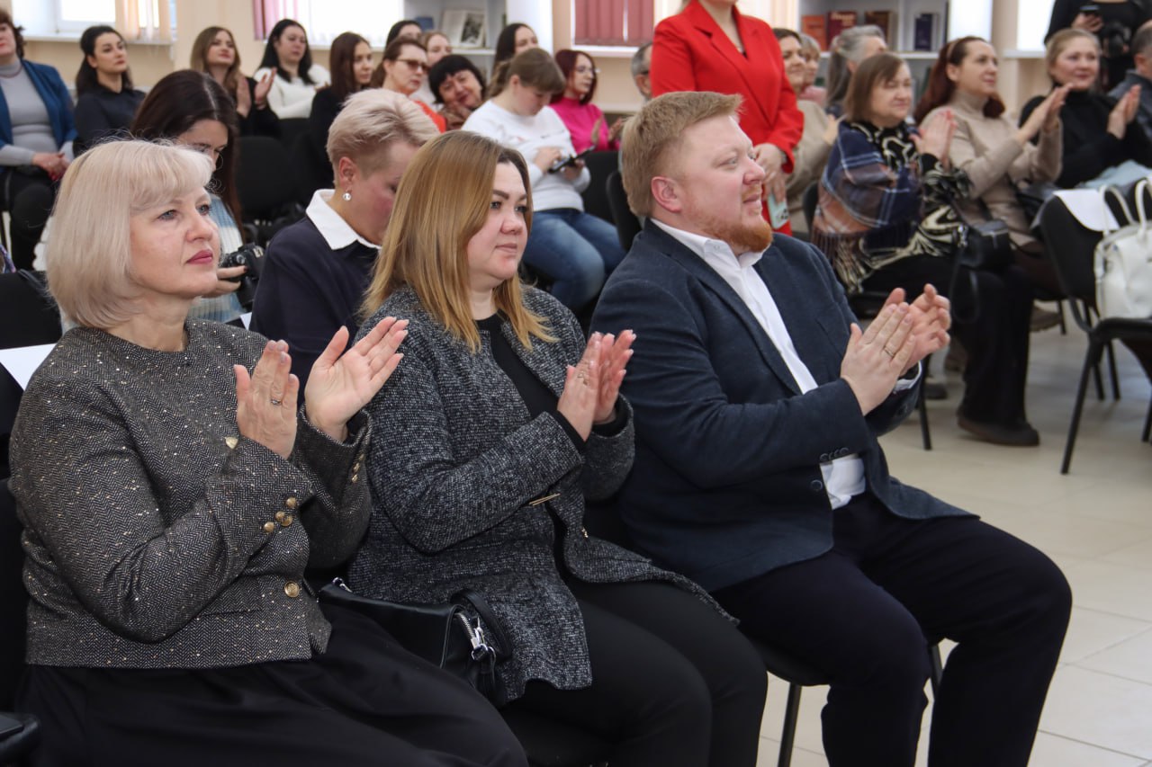 В луганской Горьковке состоялась панельная дискуссия, посвященная Году единства народов России В луганской Горьковке состоялась панельная дискуссия, посвященная Году единства народов России